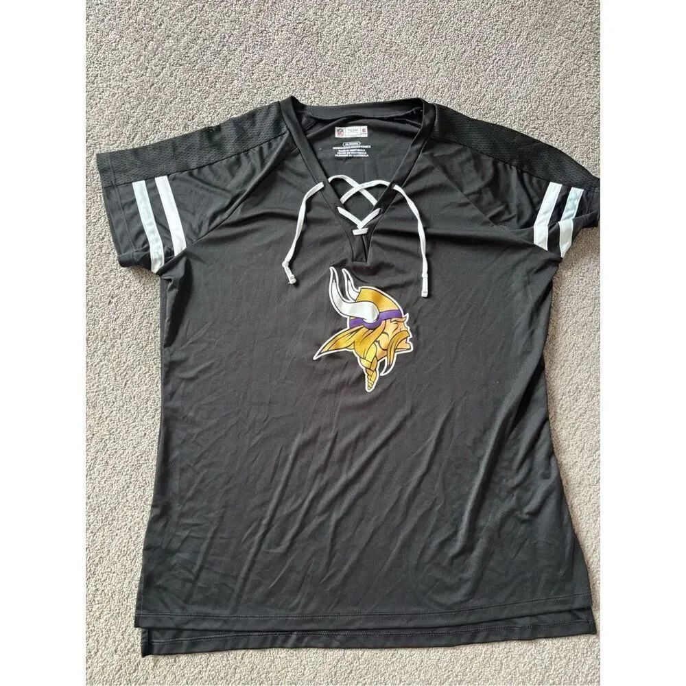 MN Vikings Thielen Shirt